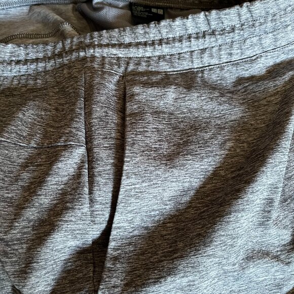 UNI QLO jogger pants - Picture 3 of 4